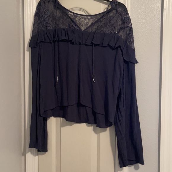 Long sleeve fashion top - Picture 3 of 3